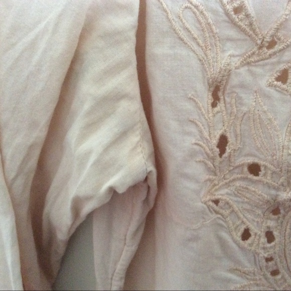 H&M Blouse - Picture 2 of 4